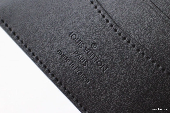 WIS LOUIS SLENDER VUITTON WALLET 1027